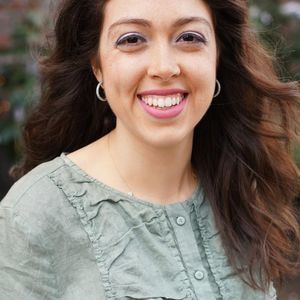 Meet your Posher, Simi